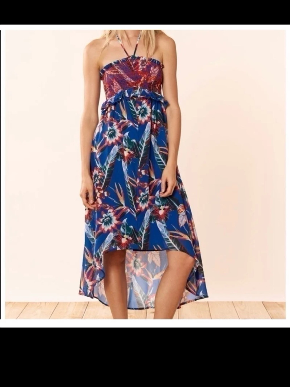 Red Carter Ava Dress in Paradise Blue/Red Floral Halter Tie Smocked Size Medium